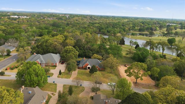 603 Country Club Circle, Athens, TX 75751