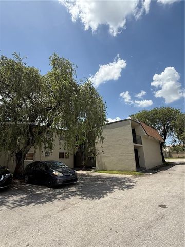 3901 SW 112th Avenue 46, Miami, FL 33165
