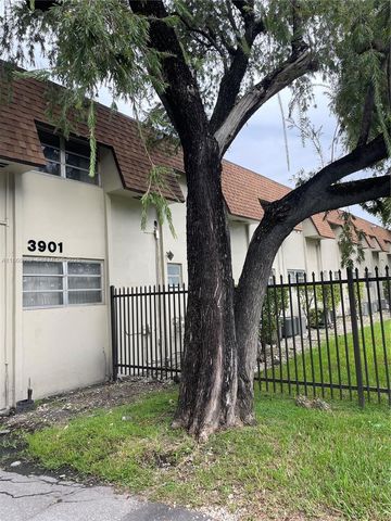 3901 SW 112th Avenue 46, Miami, FL 33165