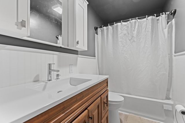 1539 7th Avenue NE, Rochester, MN 55906