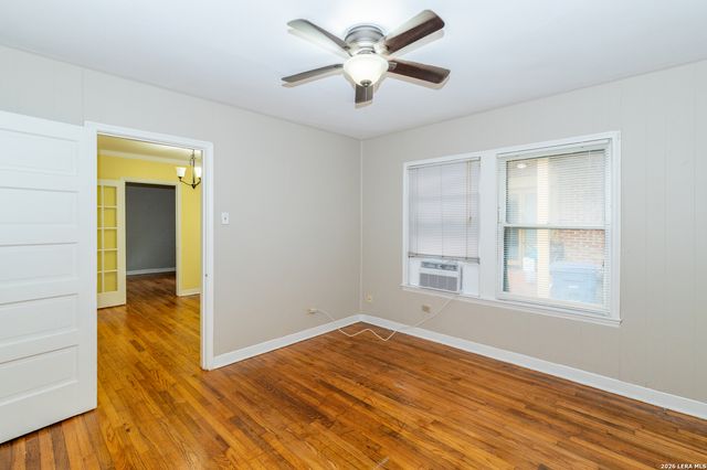 146 Vassar Ln Apt 1, San Antonio, TX 78212
