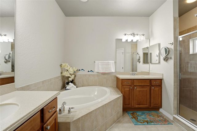 2156 MESIC HAMMOCK WAY, Venice, FL 34292