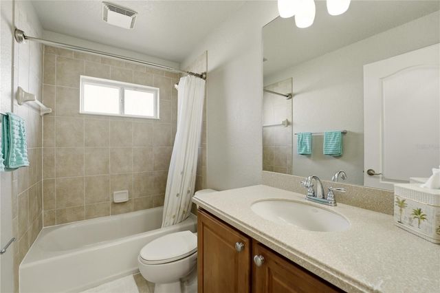 2156 MESIC HAMMOCK WAY, Venice, FL 34292