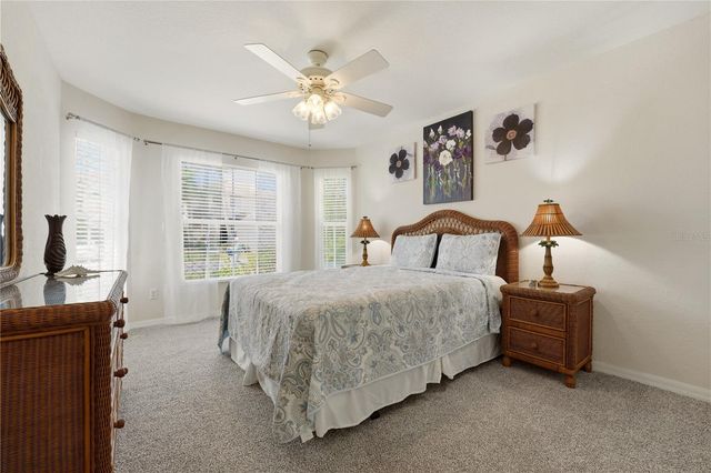 2156 MESIC HAMMOCK WAY, Venice, FL 34292