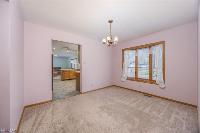 206 Ellsworth Drive, Marietta, OH 45750