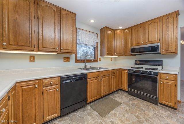 206 Ellsworth Drive, Marietta, OH 45750