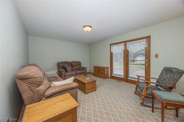 206 Ellsworth Drive, Marietta, OH 45750