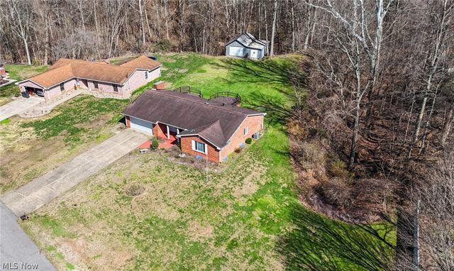 206 Ellsworth Drive, Marietta, OH 45750