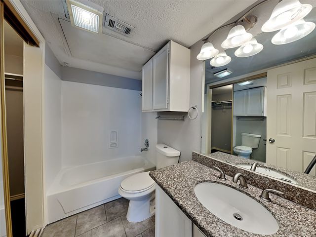 6108 Abrams 323, Dallas, TX 75231