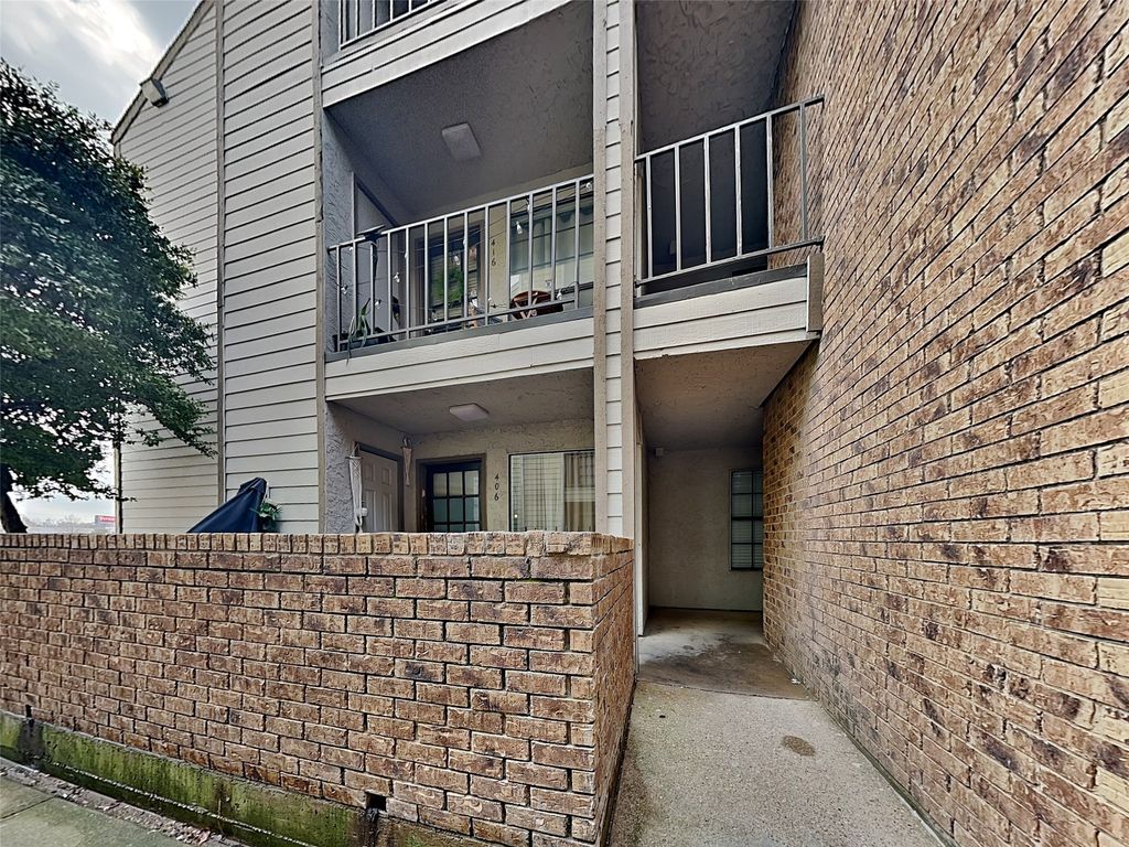 6108 Abrams 323, Dallas, TX 75231