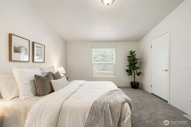 171 NE Averys Lane, Poulsbo, WA 98370