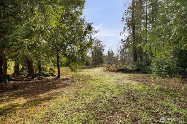 171 NE Averys Lane, Poulsbo, WA 98370