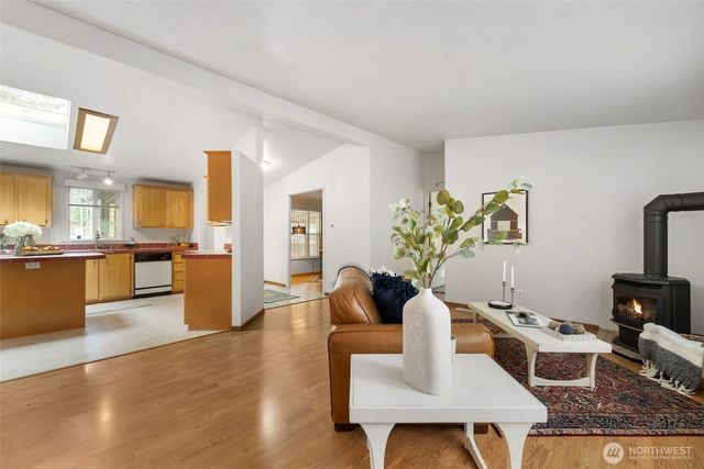 171 NE Averys Lane, Poulsbo, WA 98370