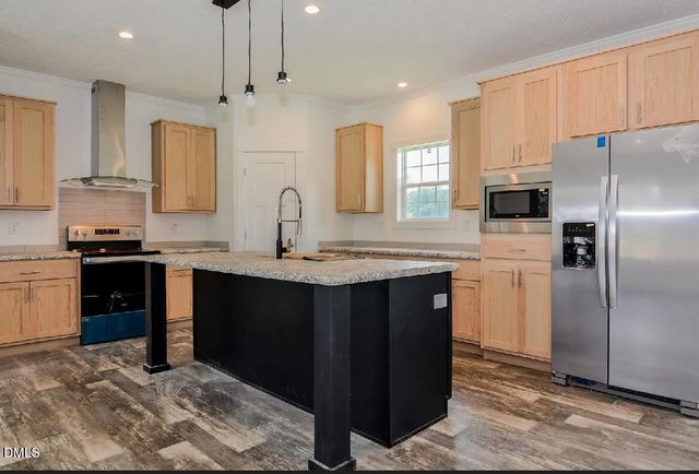 100 Cottonwood Court, Kenly, NC 27542