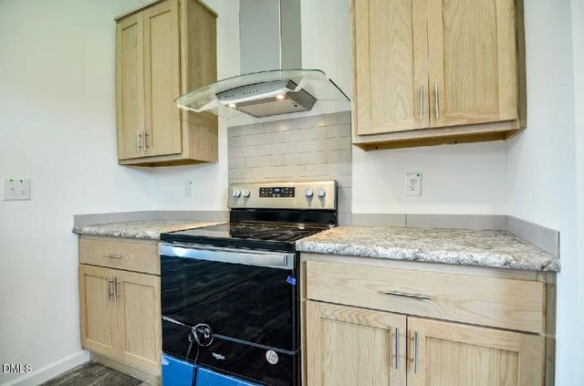 100 Cottonwood Court, Kenly, NC 27542