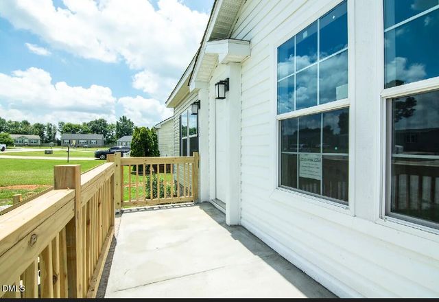 100 Cottonwood Court, Kenly, NC 27542