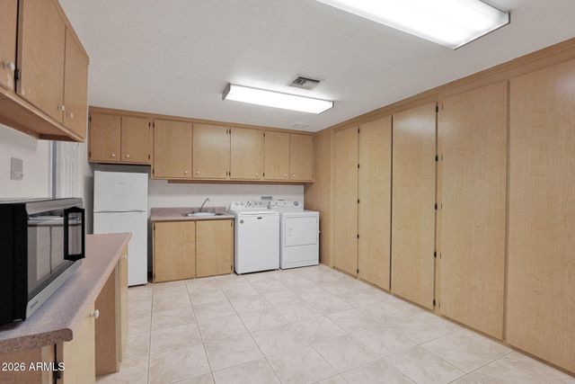 1443 E LELAND Street, Mesa, AZ 85203