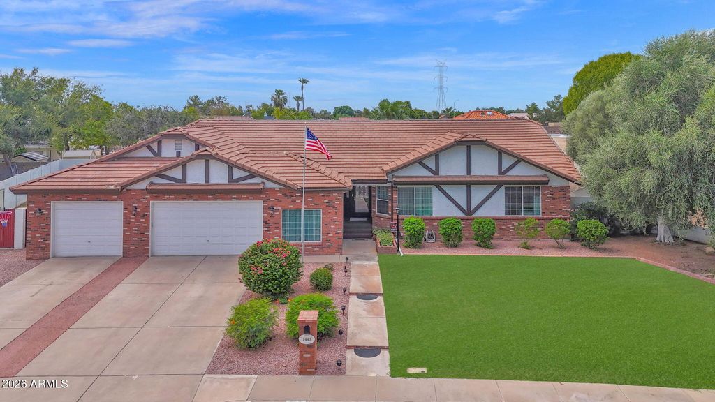 1443 E LELAND Street, Mesa, AZ 85203 — exterior