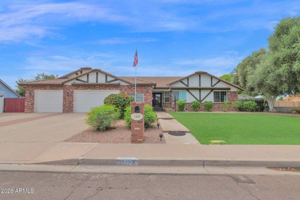 1443 E LELAND Street, Mesa, AZ 85203 — photo 2