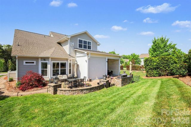 10396 Ambercrest Court NW, Huntersville, NC 28078