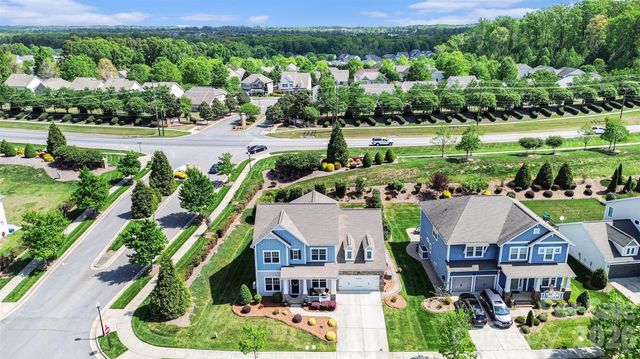 10396 Ambercrest Court NW, Huntersville, NC 28078