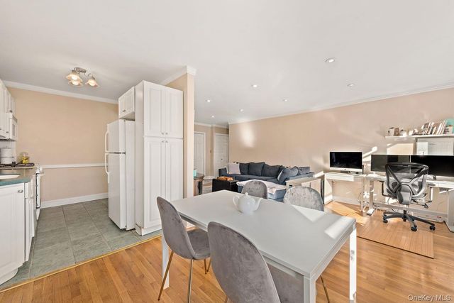 5730 Mosholu Avenue 4F, Bronx, NY 10471