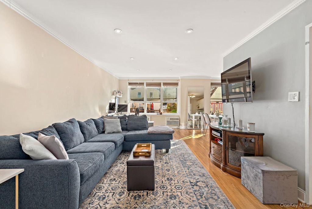 5730 Mosholu Avenue 4F, Bronx, NY 10471