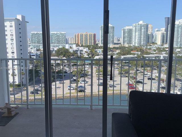 500 Bayview Drive 1031, Sunny Isles Beach, FL 33160