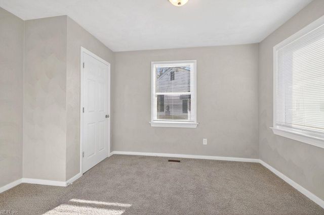 1033 Tifton ST, Norfolk, VA 23513