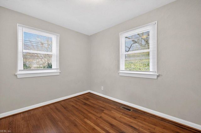 1033 Tifton ST, Norfolk, VA 23513