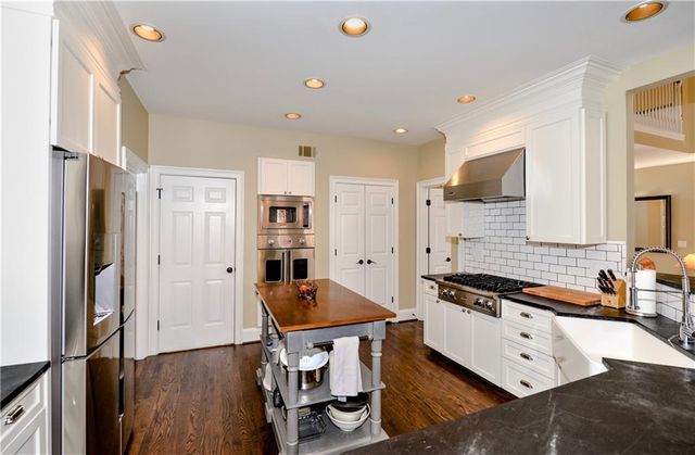 265 Windsor Gate Cove NE, Atlanta, GA 30342