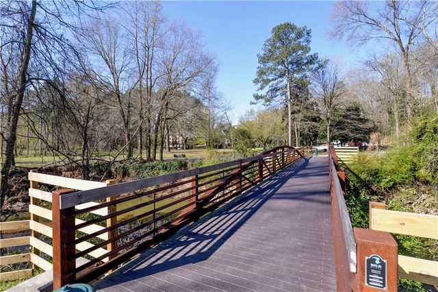 265 Windsor Gate Cove NE, Atlanta, GA 30342