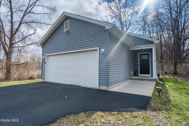 56 Meadowbrook Road, Queensbury, NY 12804