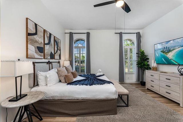 5100 NW 76th Place, Fort Lauderdale, FL 33073