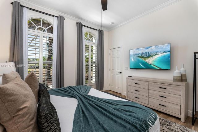 5100 NW 76th Place, Fort Lauderdale, FL 33073