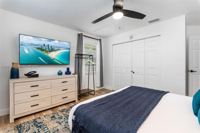 5100 NW 76th Place, Fort Lauderdale, FL 33073