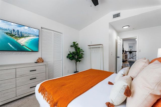 5100 NW 76th Place, Fort Lauderdale, FL 33073