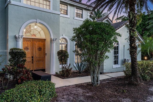 5100 NW 76th Place, Fort Lauderdale, FL 33073