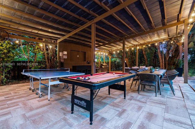 5100 NW 76th Place, Fort Lauderdale, FL 33073