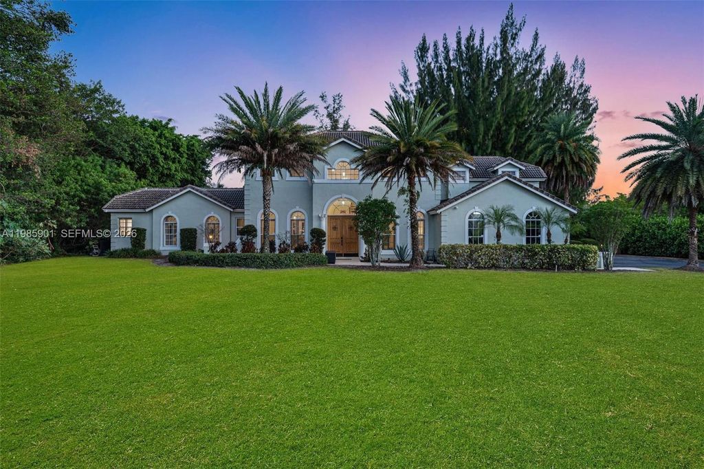 5100 NW 76th Place, Fort Lauderdale, FL 33073