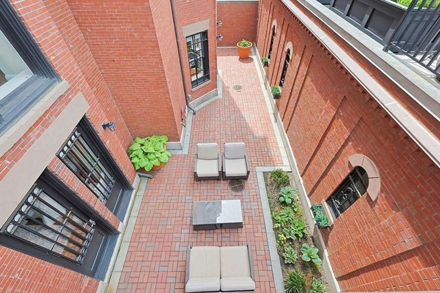 128 Beacon Street B, Boston, MA 02116