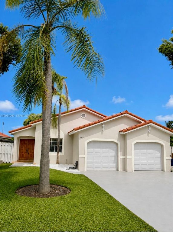 18145 NW 61st Avenue, Hialeah, FL 33015