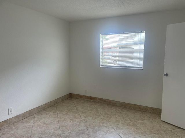 486 Saxony K K, Delray Beach, FL 33446