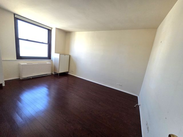 5701 N SHERIDAN Road 30T, Chicago, IL 60660