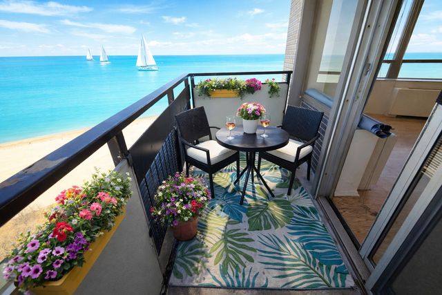 5701 N SHERIDAN Road 30T, Chicago, IL 60660