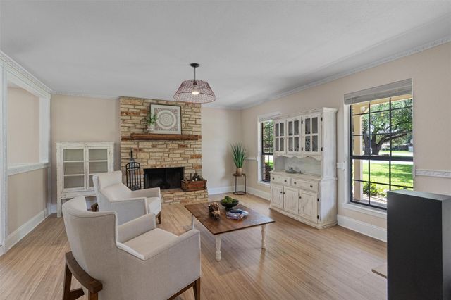 3026 Gabriel View DR, Georgetown, TX 78628