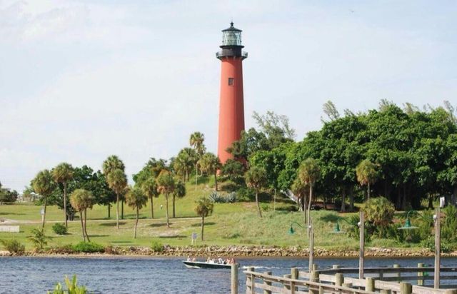 4122 Parkside Drive, Jupiter, FL 33458