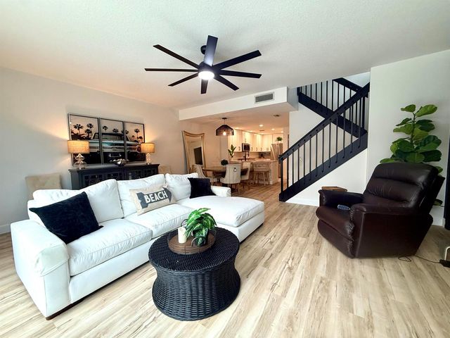 4122 Parkside Drive, Jupiter, FL 33458