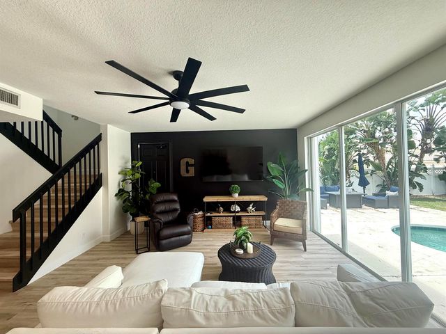 4122 Parkside Drive, Jupiter, FL 33458