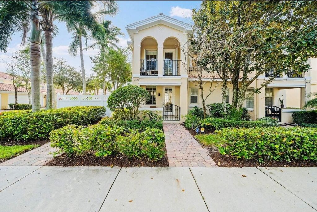 4122 Parkside Drive, Jupiter, FL 33458